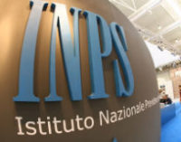 Inps, la pensione arriva in busta arancione