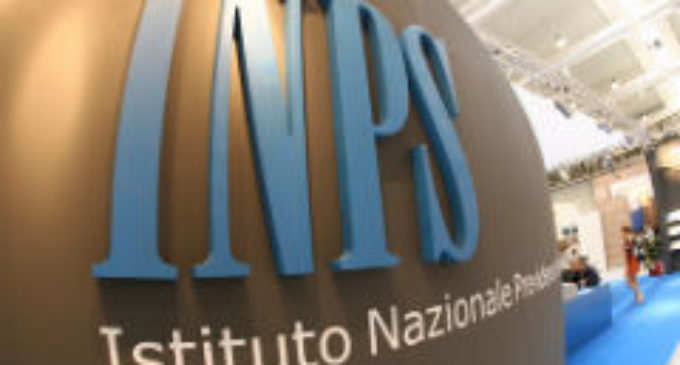 Inps, la pensione arriva in busta arancione