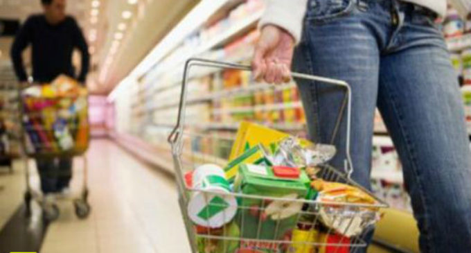Consumatori, in Italia il clima di fiducia è aumentato