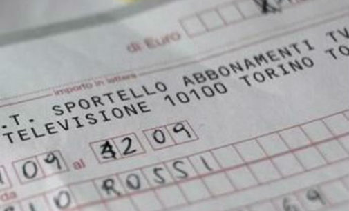 Canone Rai nella bolletta della luce, rinvio del Governo