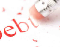 Segnalazione in centrale rischi, si cancella se la banca non avvisa il debitore.